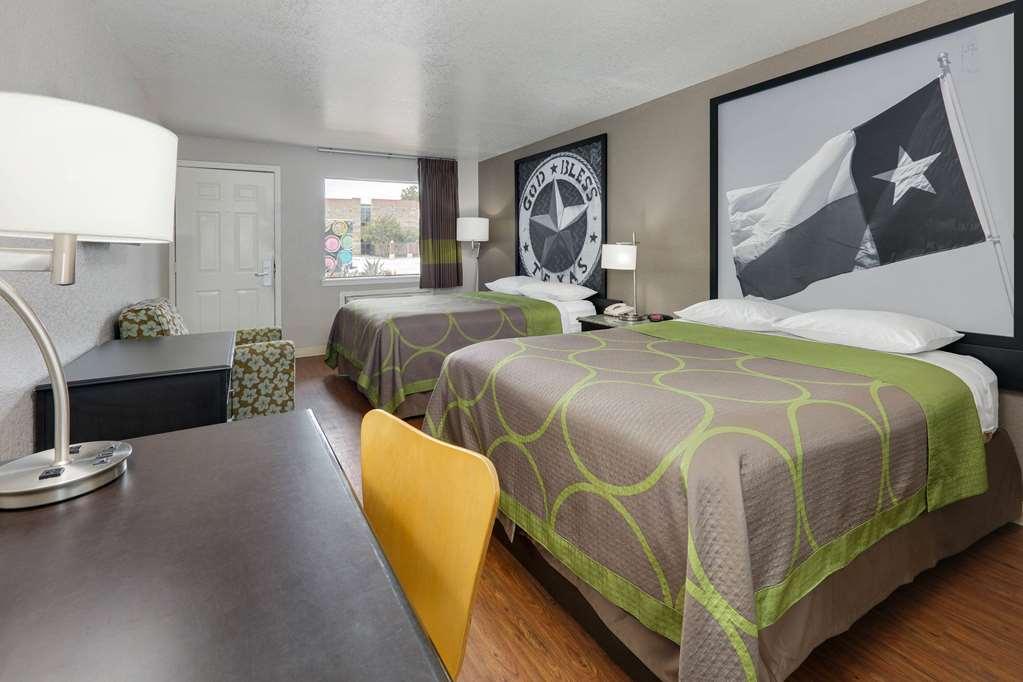 Motel Super 8 By Wyndham San Antonio Pearl District Downtown Habitación foto
