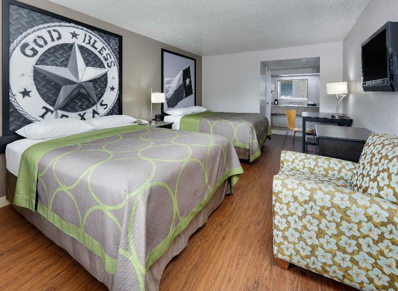 Motel Super 8 By Wyndham San Antonio Pearl District Downtown Exterior foto